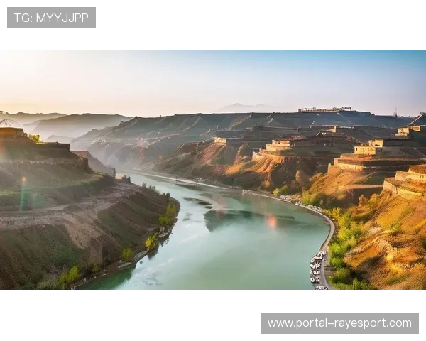 金沙碧湖映花海青海湖赛道展现高原速度与浪漫风光